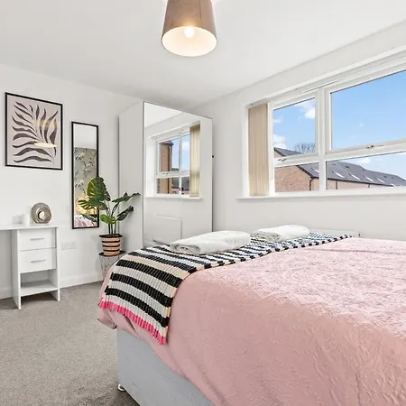 Holiday home Luxury 5bdr Townhouse Sleeps 11 Bham Cc Parking *
