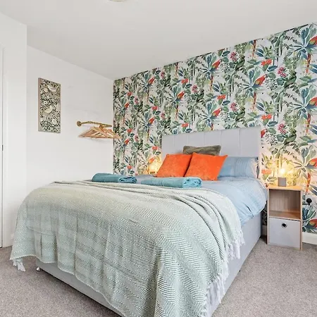 Luxury 5bdr Townhouse Sleeps 11 Bham Cc Parking * Birmingham